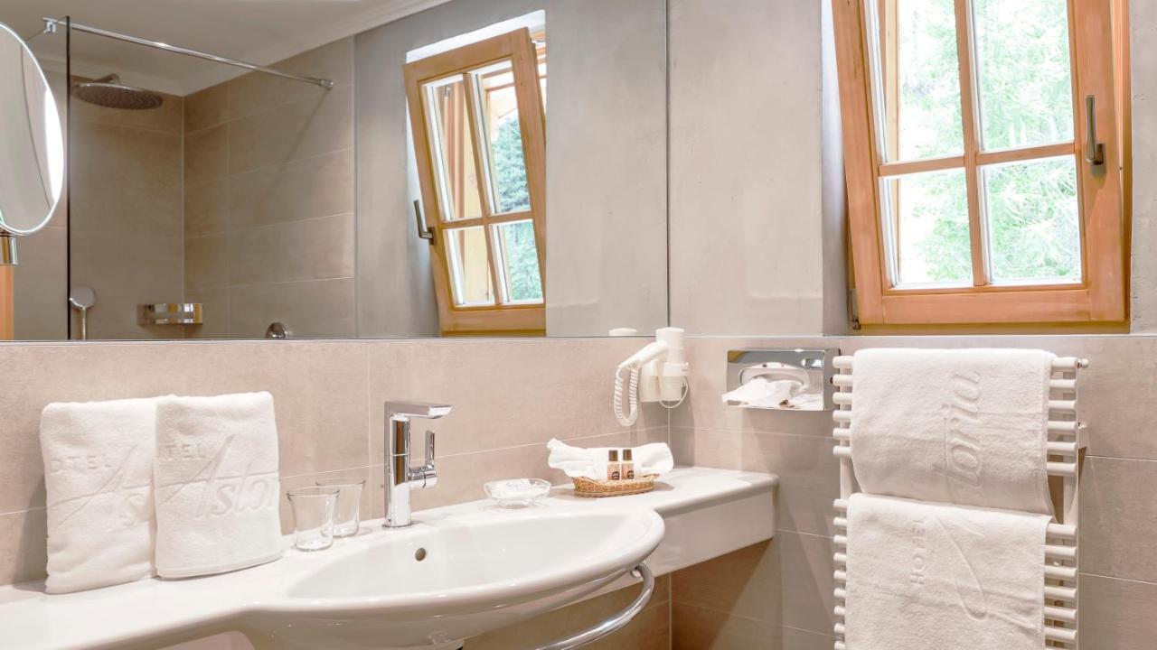 זאמנאון Hotel Astoria מראה חיצוני תמונה